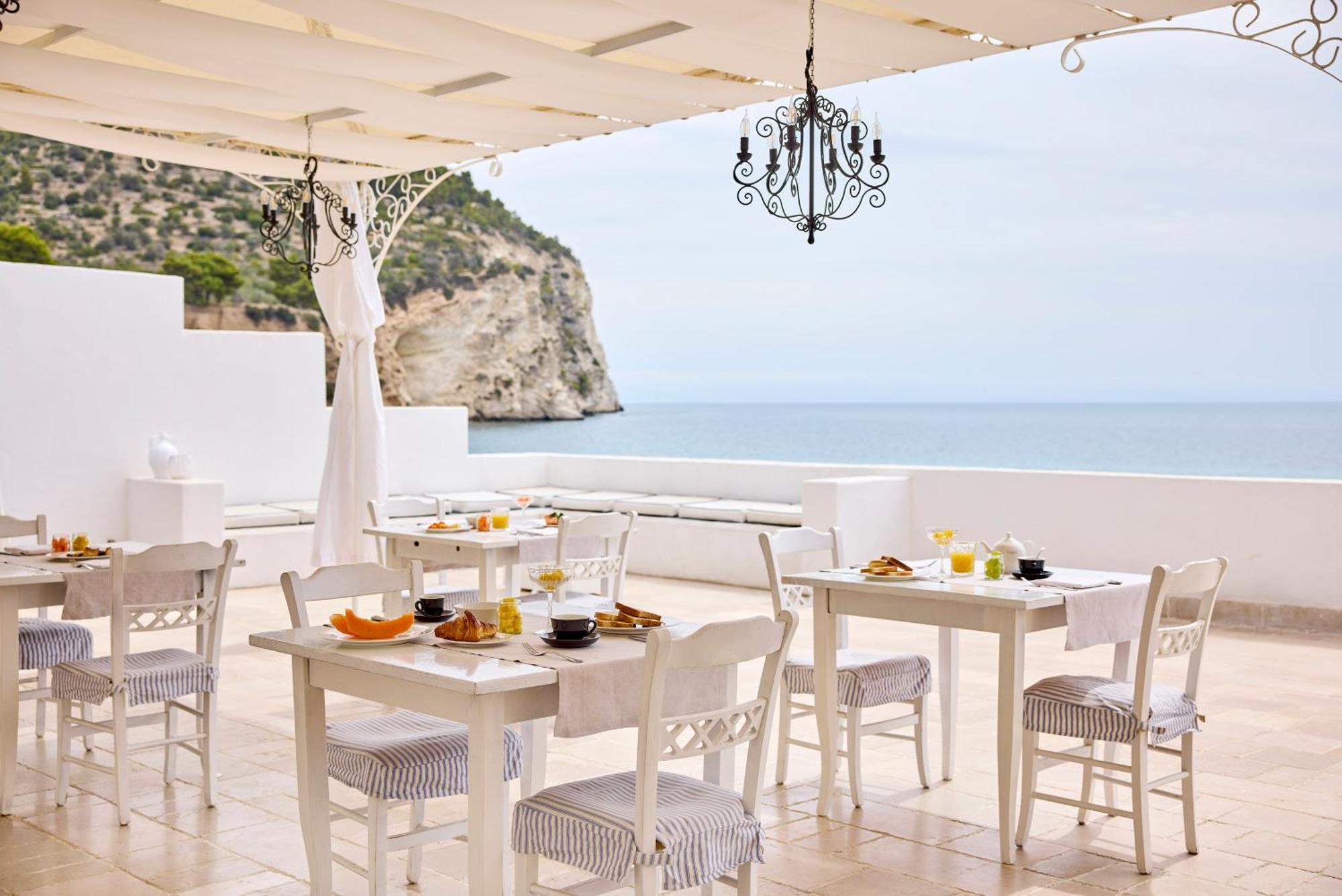 La Casa E Il Mare, Private Bay Hotel Mattinata Kültér fotó