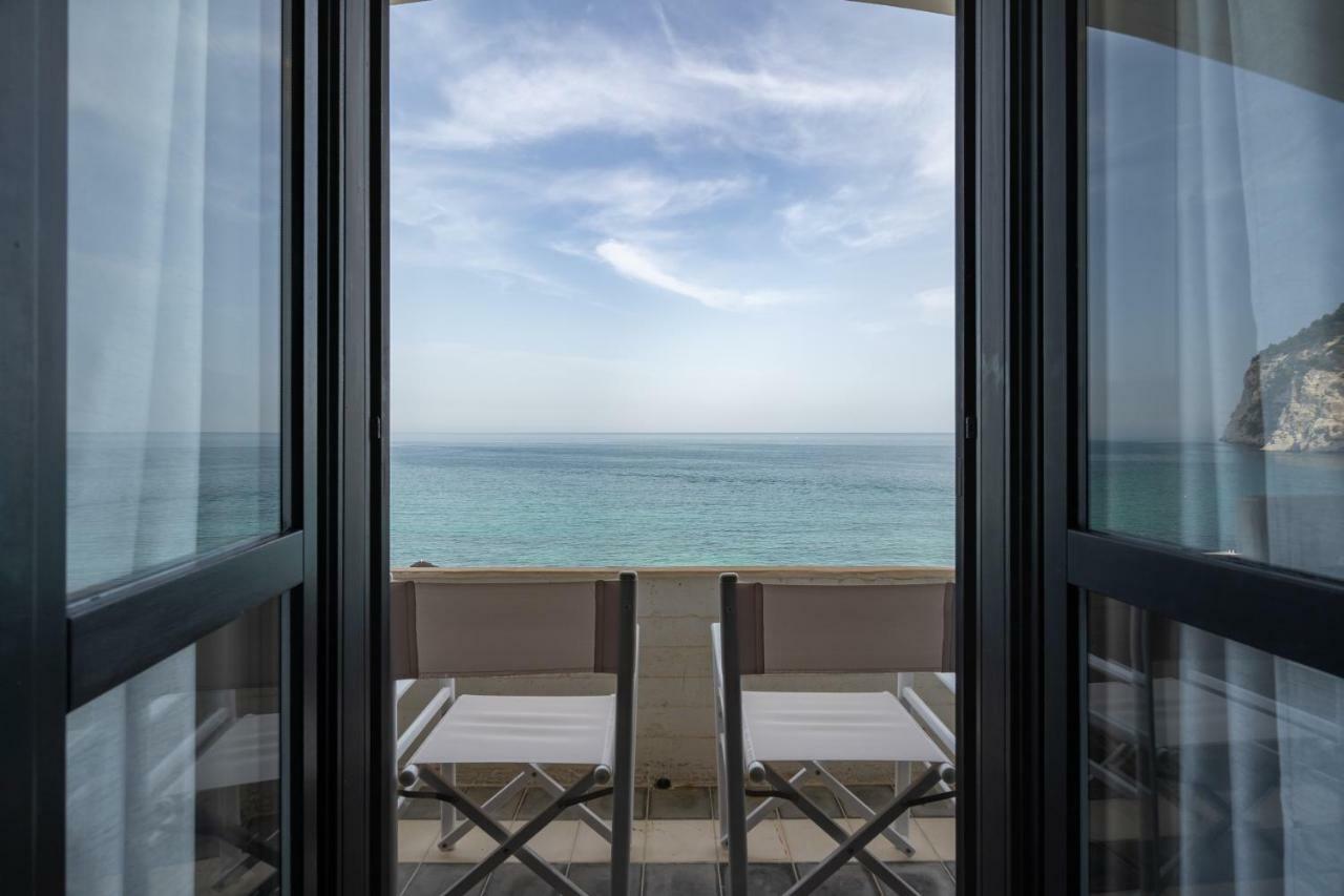 La Casa E Il Mare, Private Bay Hotel Mattinata Kültér fotó