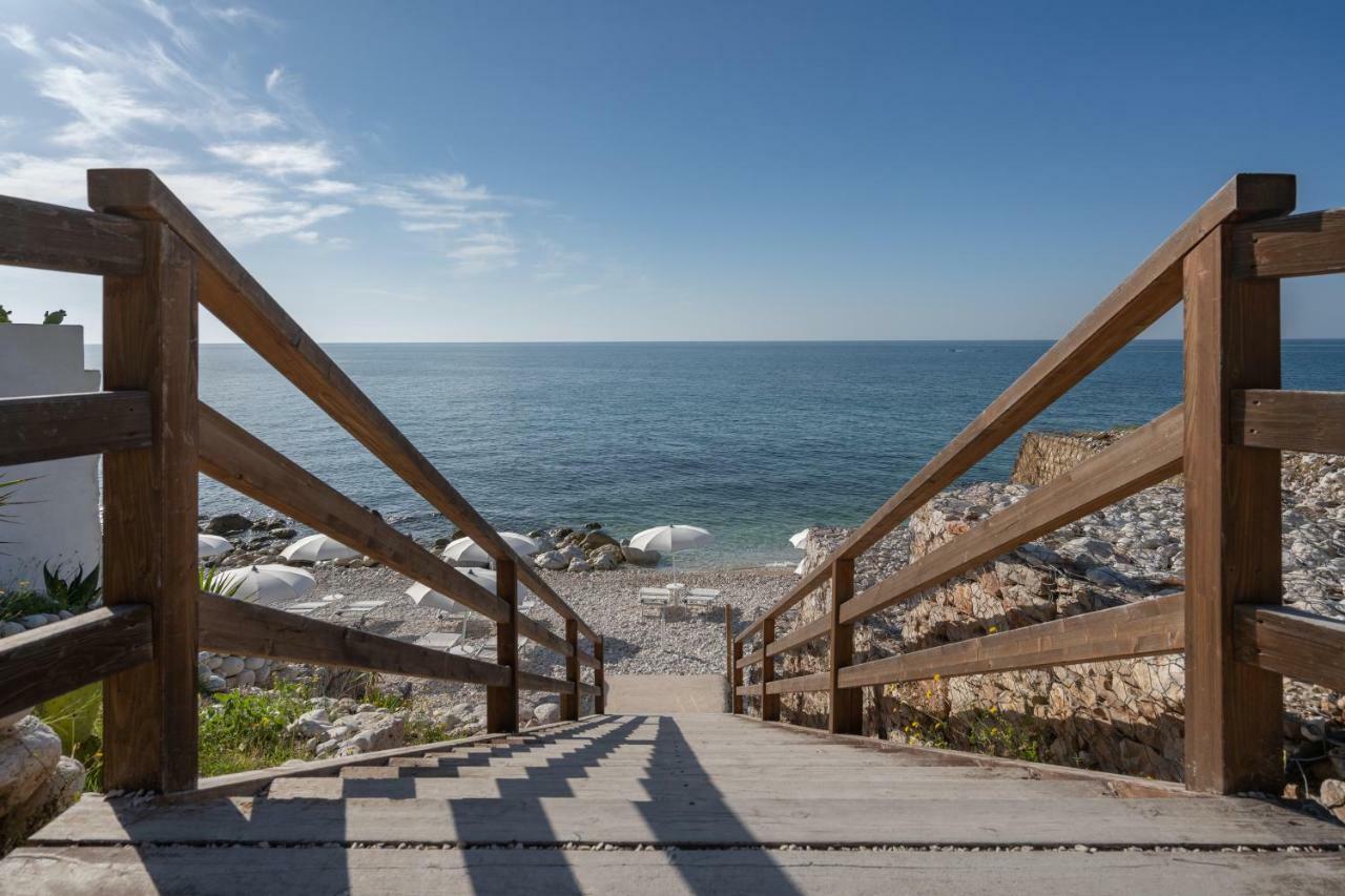 La Casa E Il Mare, Private Bay Hotel Mattinata Kültér fotó