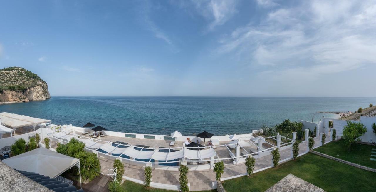 La Casa E Il Mare, Private Bay Hotel Mattinata Kültér fotó