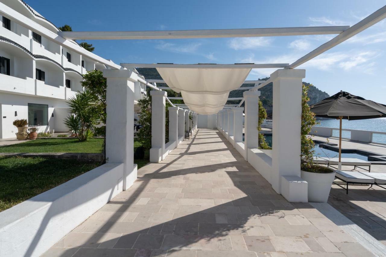 La Casa E Il Mare, Private Bay Hotel Mattinata Kültér fotó